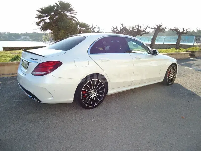 Usado Mercedes C220 AMG 170 CV (125 kW) 2015 Blanco Berlina