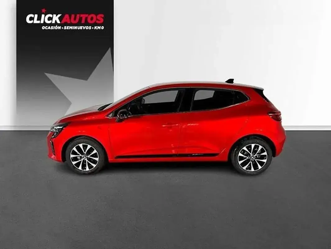Usado Mitsubishi Colt 91 CV (66 kW) 2024 Rojo Utilitario
