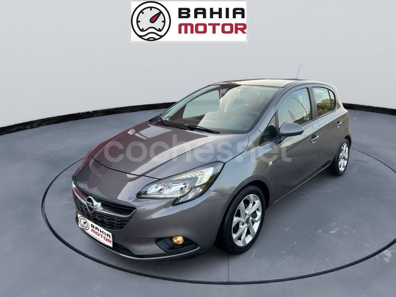 Gris / plata Usado 2017 Opel Corsa Color Edition Berlina | 8200 € (Super precio) - Imagen 1/4