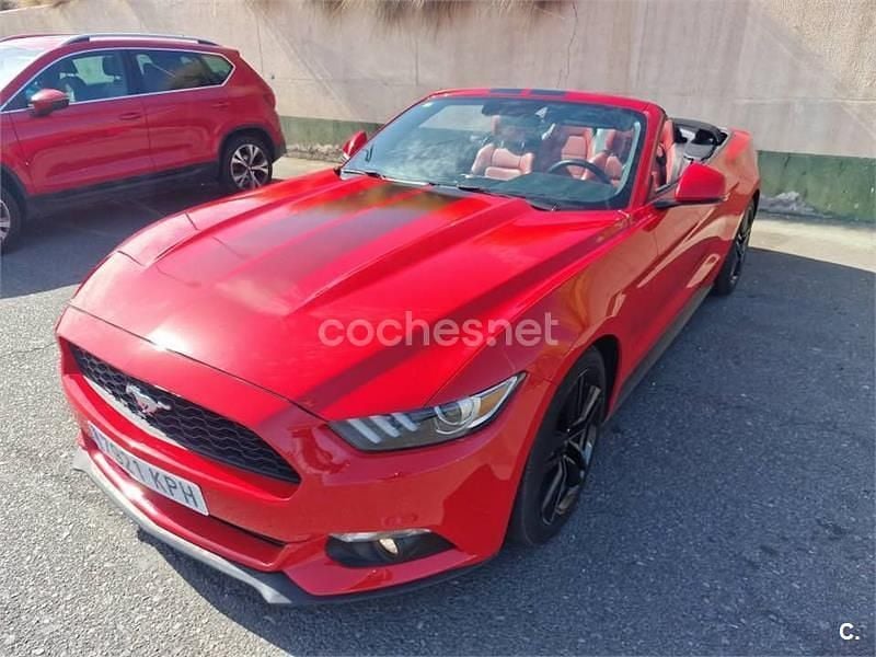 Usado Ford Mustang Convertible 314 CV (230 kW) 2018 Rojo Descapotable