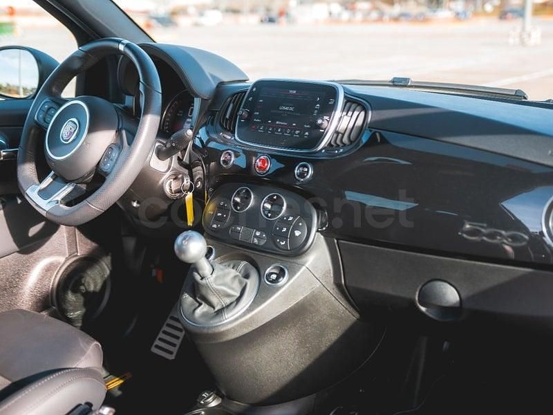 Usado Abarth 595 165 CV (121 kW) 2021 Negro Berlina