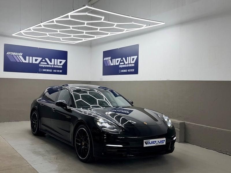 Usado Porsche Panamera Sport Turismo 462 CV (339 kW) 2018 Negro Familiar