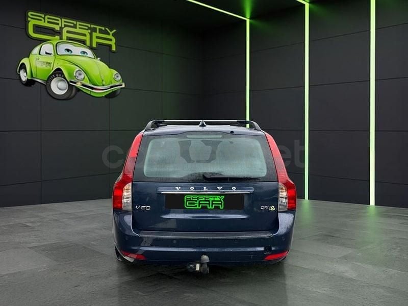 Usado Volvo V50 Business Edition 115 CV (84 kW) 2012 Azul Familiar