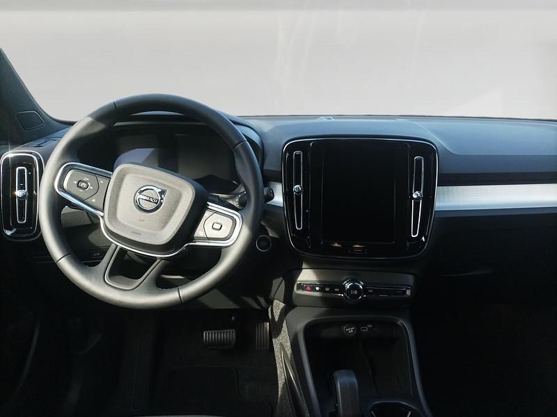 Nuevo Volvo XC40 Core 163 CV (119 kW) 2025 Negro SUV