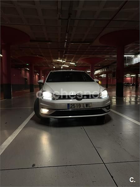 Usado VW Golf VII Advance 115 CV (84 kW) 2018 Blanco Berlina
