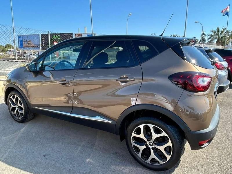 Usado Renault Captur Version S 118 HP (86 kW) 2018 SUV