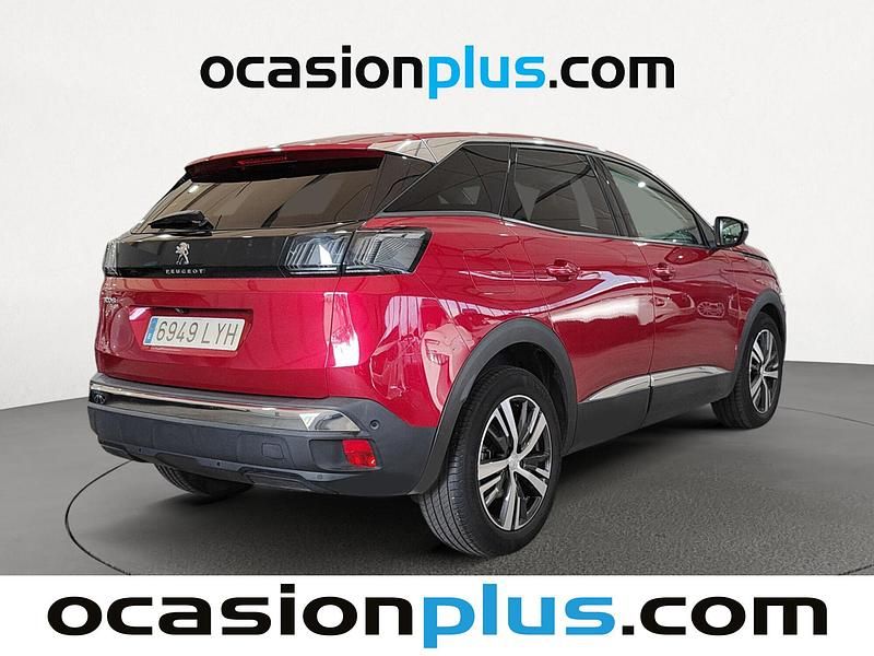 Usado Peugeot 3008 Allure 130 CV (95 kW) 2022 Rojo SUV