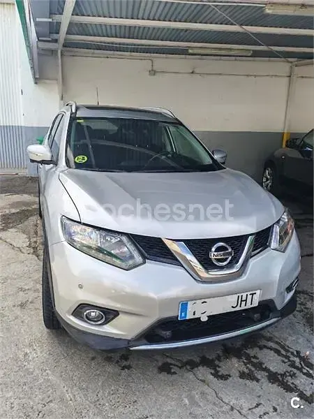 Usado Nissan X-Trail Acenta 130 CV (95 kW) 2015 Gris / plata SUV