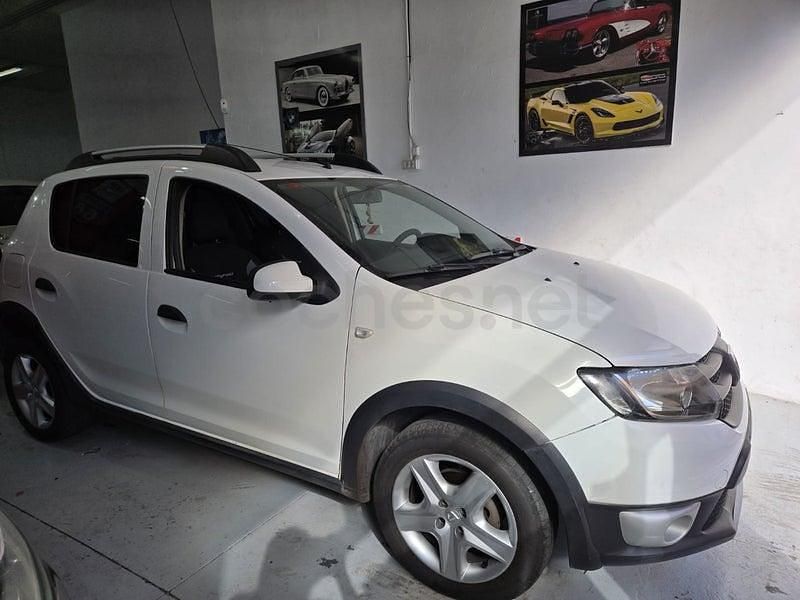 Usado Dacia Sandero Ambiance 73 CV (53 kW) 2017 Blanco Berlina