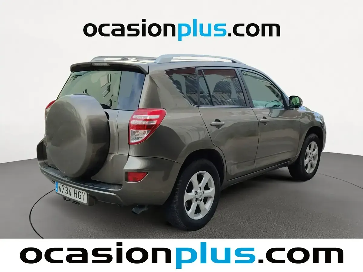 Begagnad Toyota RAV4 Advance 150 HK (110 kW) 2011 Brun SUV