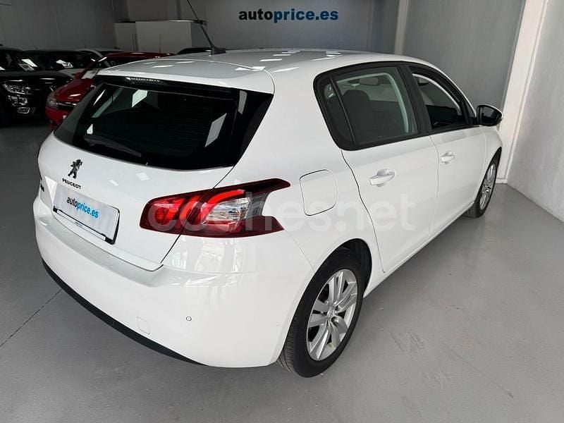 Usado Peugeot 308 Active 110 CV (80 kW) 2020 Blanco Berlina