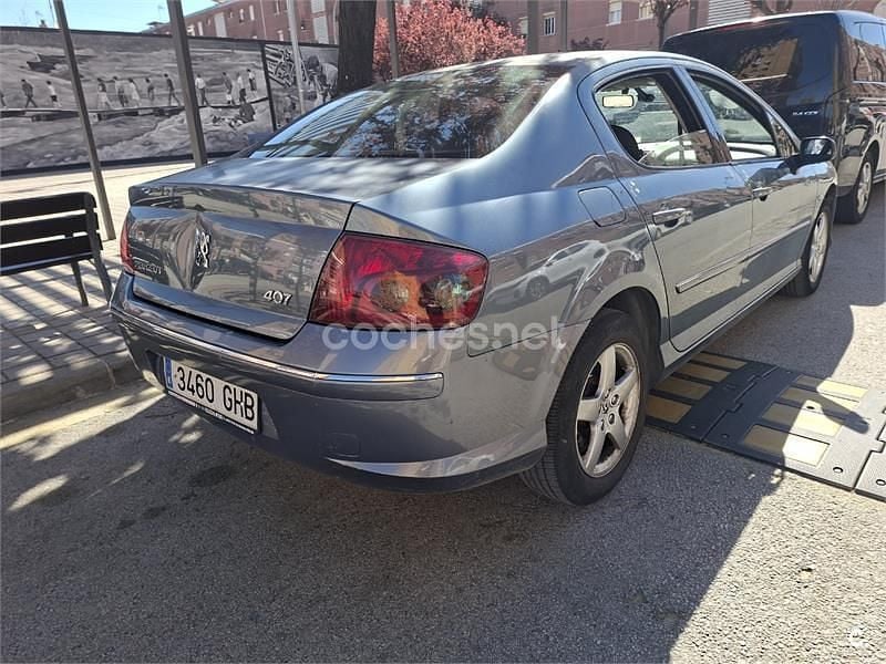 Usado Peugeot 407 Sport 110 CV (80 kW) 2009 Gris / plata Berlina