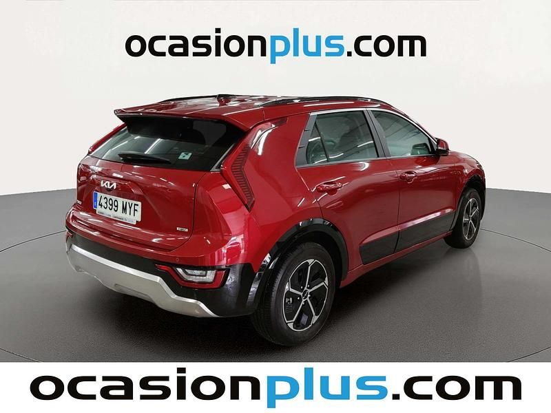 Usado Kia Niro 129 CV (94 kW) 2025 Rojo SUV