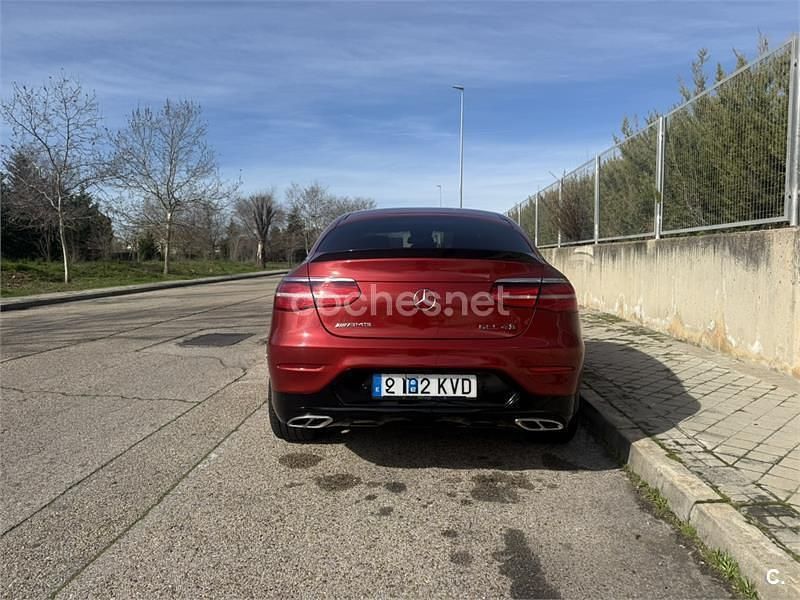 Usado Mercedes GLC250 211 CV (155 kW) 2019 Rojo Coupe