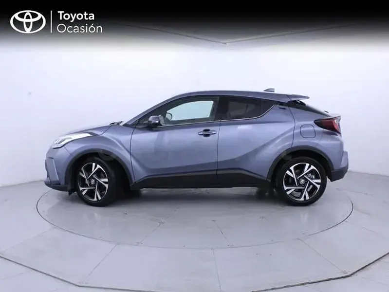 Usado Toyota C-HR Advance 122 CV (89 kW) 2023 Gris / plata SUV