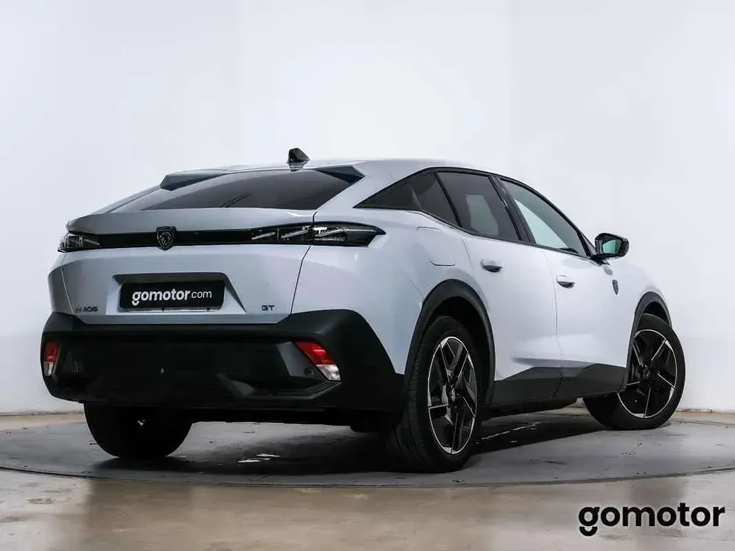 Usado Peugeot e-408 GT 156 kW (213 CV) 2025 Blanco SUV