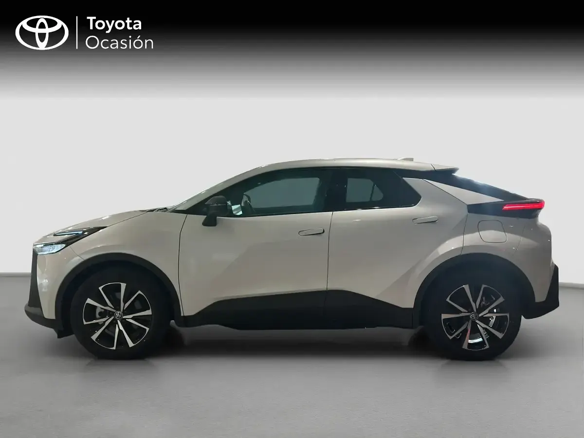 Ny Toyota C-HR Advance 223 HK (164 kW) 2025 Vit SUV