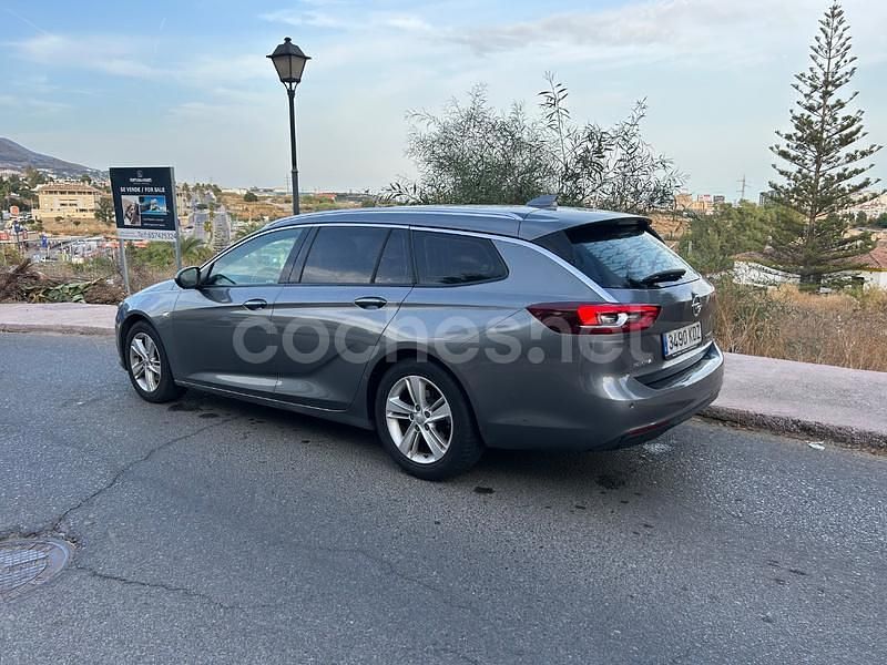Gris / plata Usado 2017 Opel Insignia Excellence Familiar | 9500 € (Precio justo) - Imagen 1/4