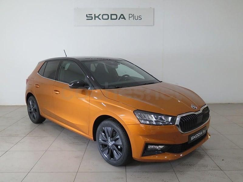 Nuevo Skoda Fabia 95 CV (69 kW) 2025 Naranja Utilitario