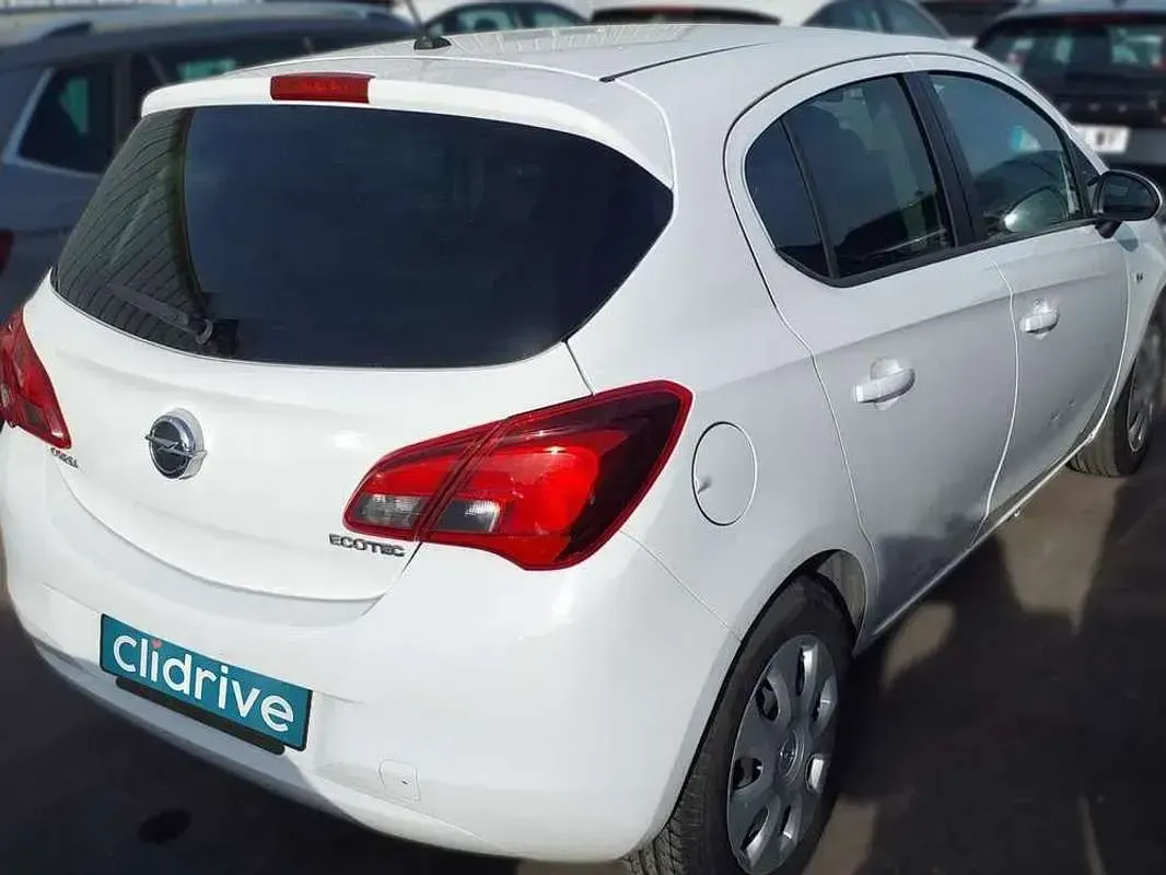 Usado Opel Corsa Selective 90 CV (66 kW) 2019 Blanco Utilitario
