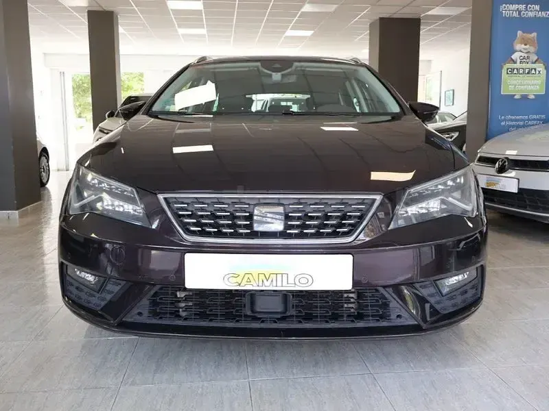 Usado Seat Leon XCELLENCE 150 CV (110 kW) 2017 Negro Familiar