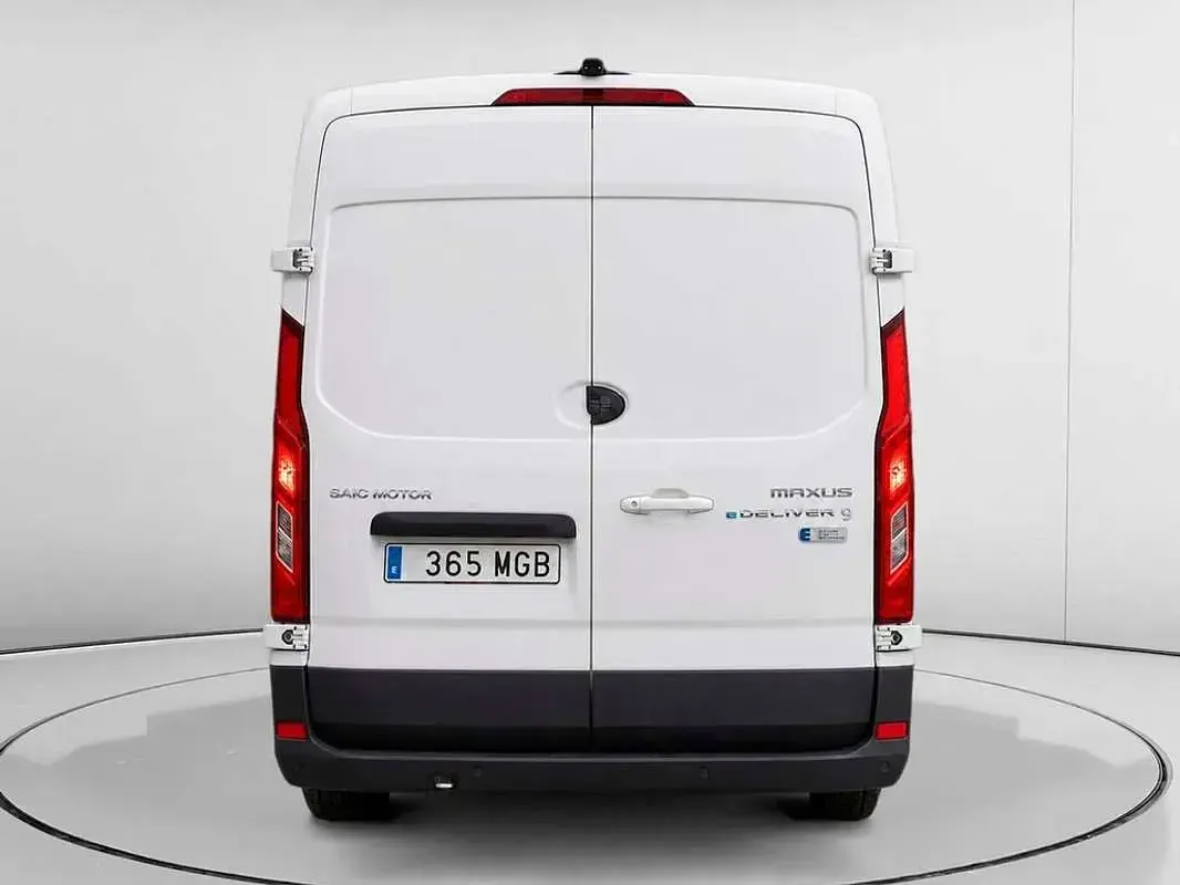Usado Maxus V90 204 CV (150 kW) 2023 Blanco Van