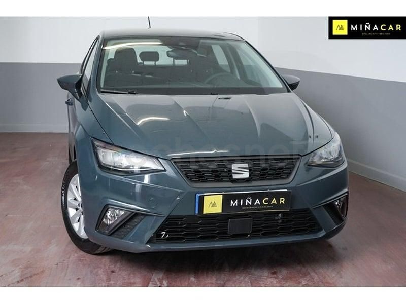 Usado Seat Ibiza Style 80 CV (58 kW) 2025 Azul Utilitario