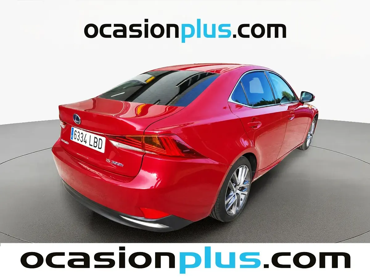 Usado Lexus IS300h Executive Line 223 CV (164 kW) 2019 Rojo Berlina