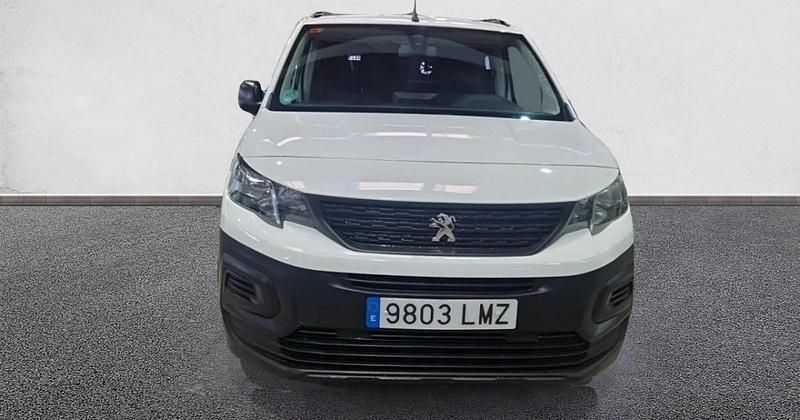 Usado Peugeot Rifter Access 100 CV (73 kW) 2021 Monovolumen