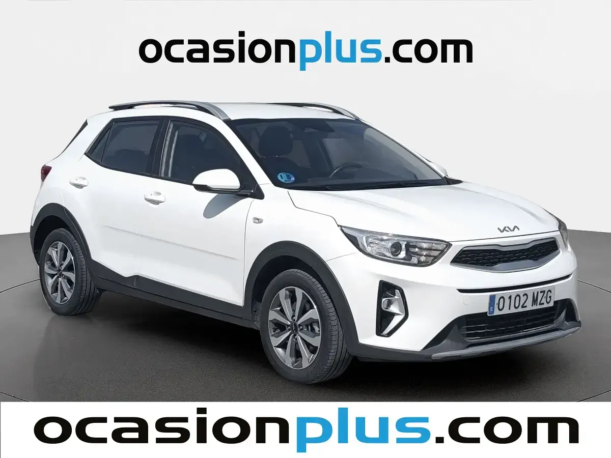 Usado Kia Stonic 101 CV (74 kW) 2025 Blanco SUV