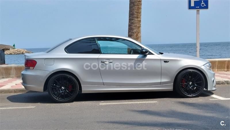 Gris / plata Usado 2008 BMW 120 Coupé Coupe | 8000 € (Precio justo) - Imagen 1/4