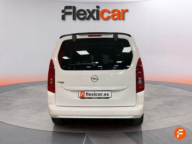Usado Opel Combo Elegance 131 CV (96 kW) 2021 Blanco Monovolumen
