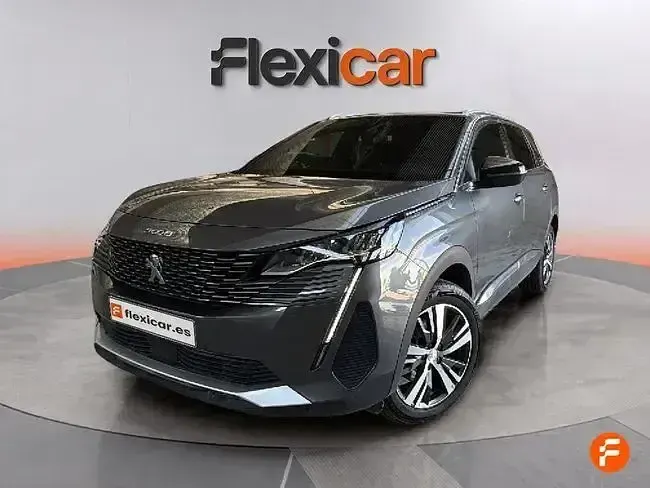 Usado Peugeot 5008 Allure 130 CV (95 kW) 2024 Gris SUV