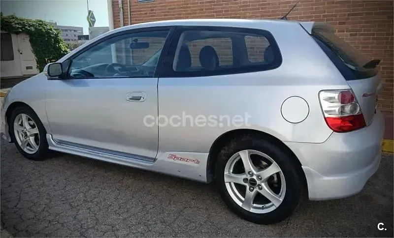 Usado Honda Civic Sport 100 CV (73 kW) 2003 Gris / plata Berlina