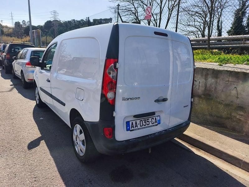 Usado Renault Kangoo 85 CV (62 kW) 2012 Blanco Monovolumen
