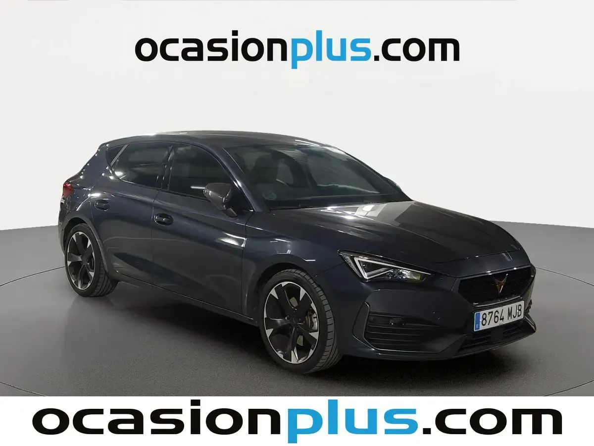 Usado Cupra Leon 190 CV (139 kW) 2023 Gris Utilitario