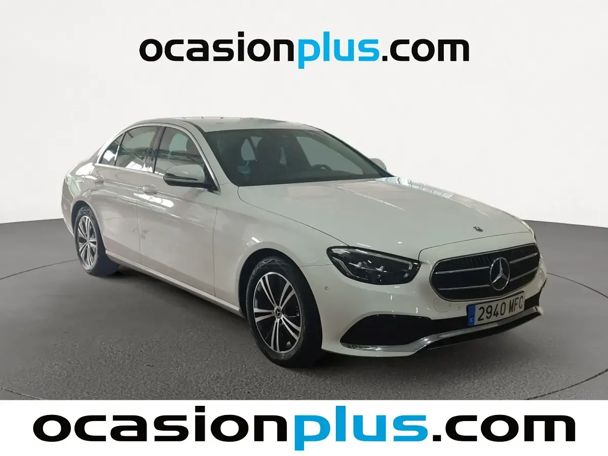 Usado Mercedes E220 200 CV (147 kW) 2023 Blanco Berlina