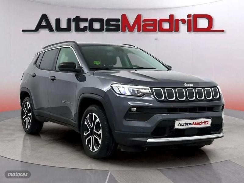 Usado Jeep Compass Limited 130 CV (95 kW) 2023 Gris SUV