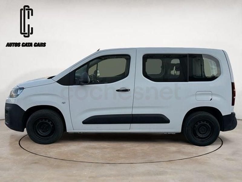 Usado Citroën Berlingo Feel 102 CV (75 kW) 2019 Blanco Monovolumen