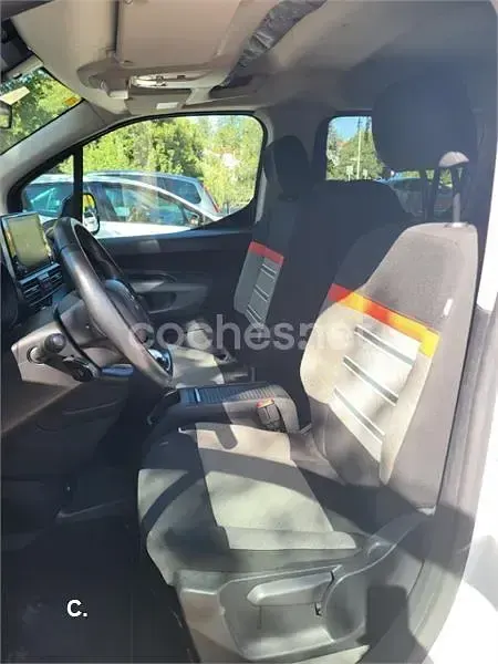 Usado Citroën Berlingo Shine 130 CV (95 kW) 2019 Blanco Monovolumen