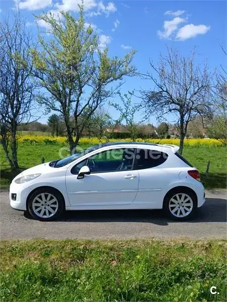 Usado Peugeot 207 Sport 112 CV (82 kW) 2010 Blanco Berlina
