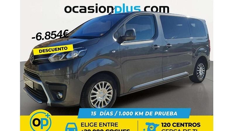 Usado Toyota Proace 145 CV (106 kW) 2022 Gris Monovolumen
