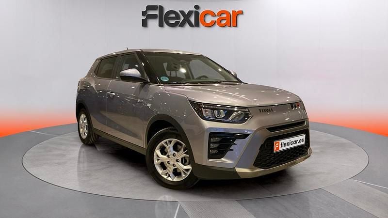Usado Ssangyong (KGM) Tivoli 135 CV (99 kW) 2024 Gris SUV