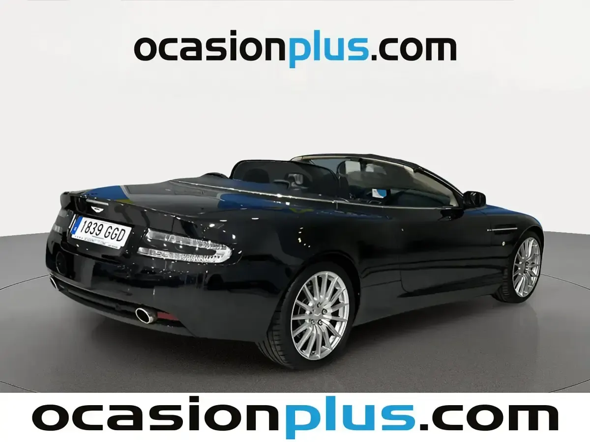 Usado Aston Martin DB9 450 CV (330 kW) 2006 Negro negro Descapotable
