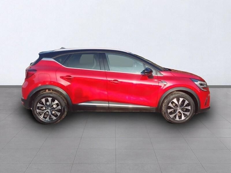 Usado Renault Captur Techno 90 CV (66 kW) 2022 Rojo SUV