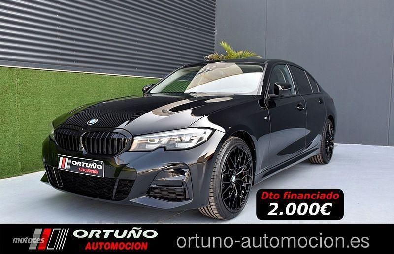 Negro Usado 2022 BMW 318 Comfort Edition Berlina | 26.490 € (Precio justo) - Imagen 1/4