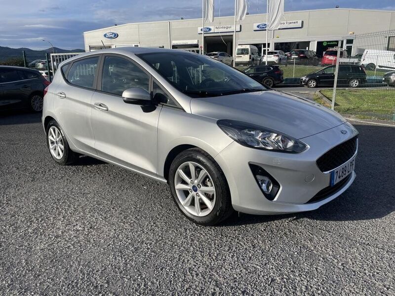 Gris Usado 2021 Ford Fiesta Trend Utilitario | 15.500 € (Caro) - Imagen 1/4