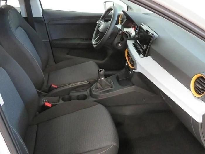 Usado Seat Ibiza Style 80 CV (58 kW) 2025 Blanco Utilitario