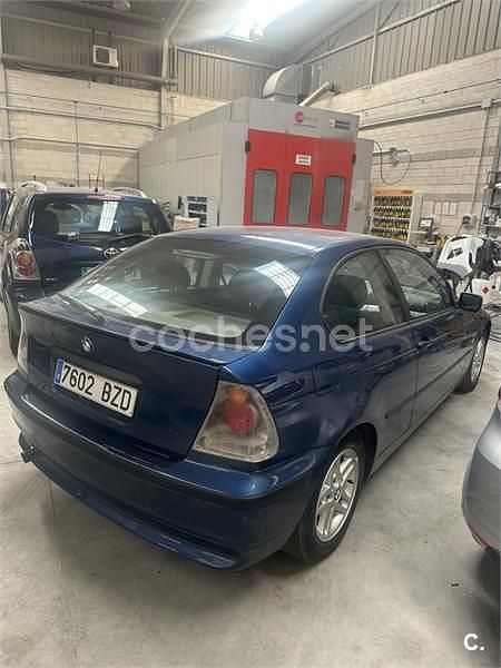 Usado BMW 318 118 CV (86 kW) 2002 Azul Coupe