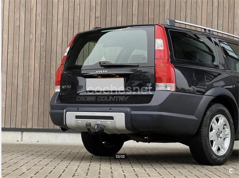Usado Volvo XC70 Momentum 185 CV (136 kW) 2006 Negro Familiar